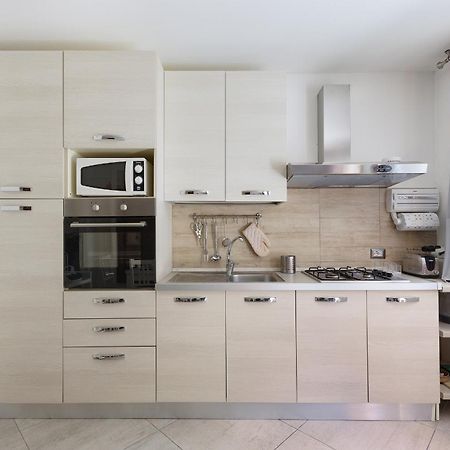 Appartement Il Glicine à Lucino Extérieur photo