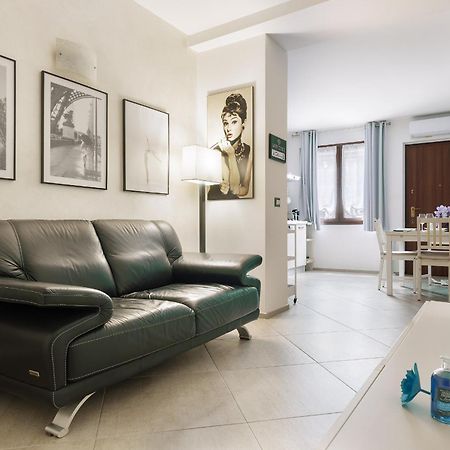 Appartement Il Glicine à Lucino Extérieur photo