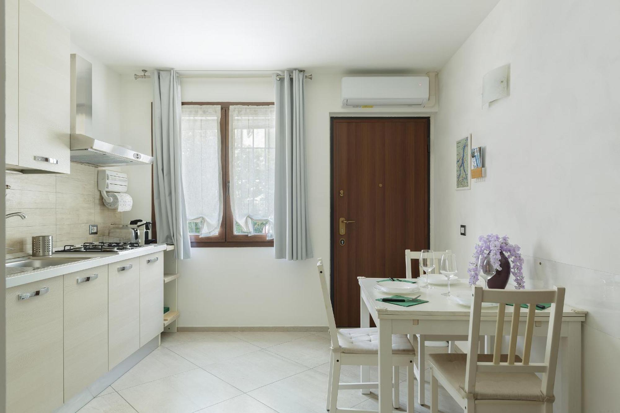 Appartement Il Glicine à Lucino Extérieur photo